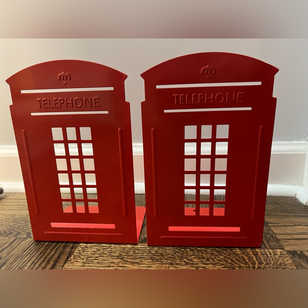 Red Telephone Booth Bookends